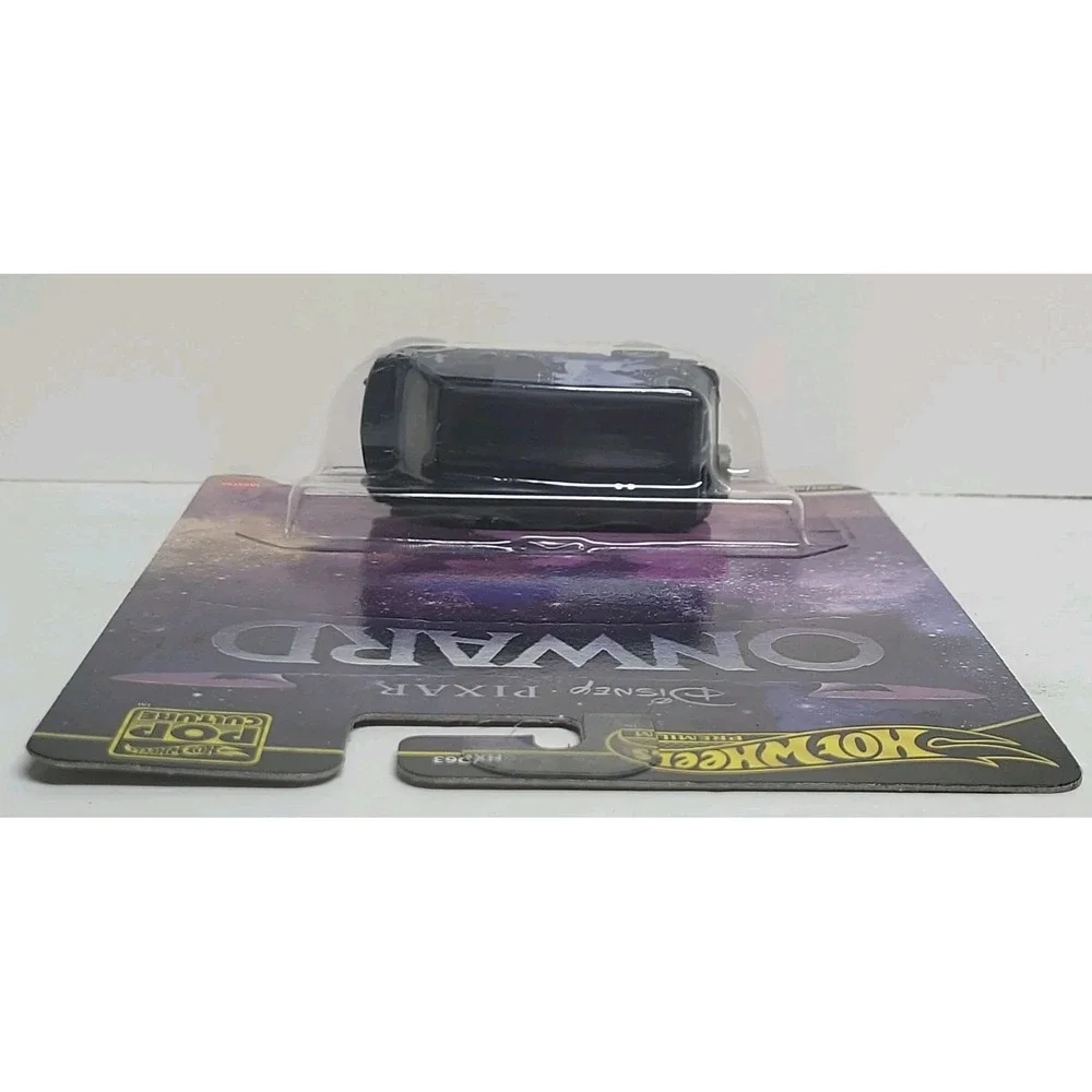 2026 Hot Wheels Premium - GUINEVERE - Disney/Pixar Onward - Real Riders Toy Car